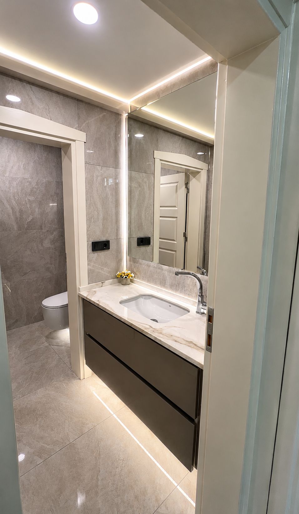 Lavabo Dolabı